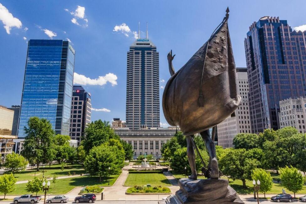 Free Parking! Downtown King Suite Lucas Oil- Conv Center Skywalk#1 Indianapolis Luaran gambar
